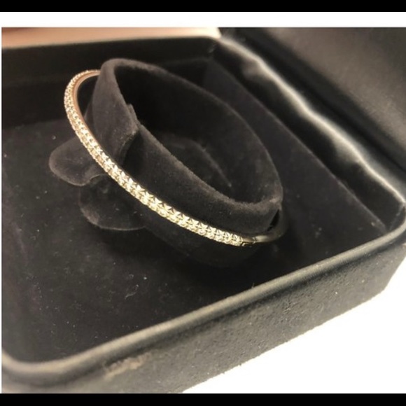 Tiffany Metro Hinged White Gold & Diamond Bangle - Picture 7 of 7